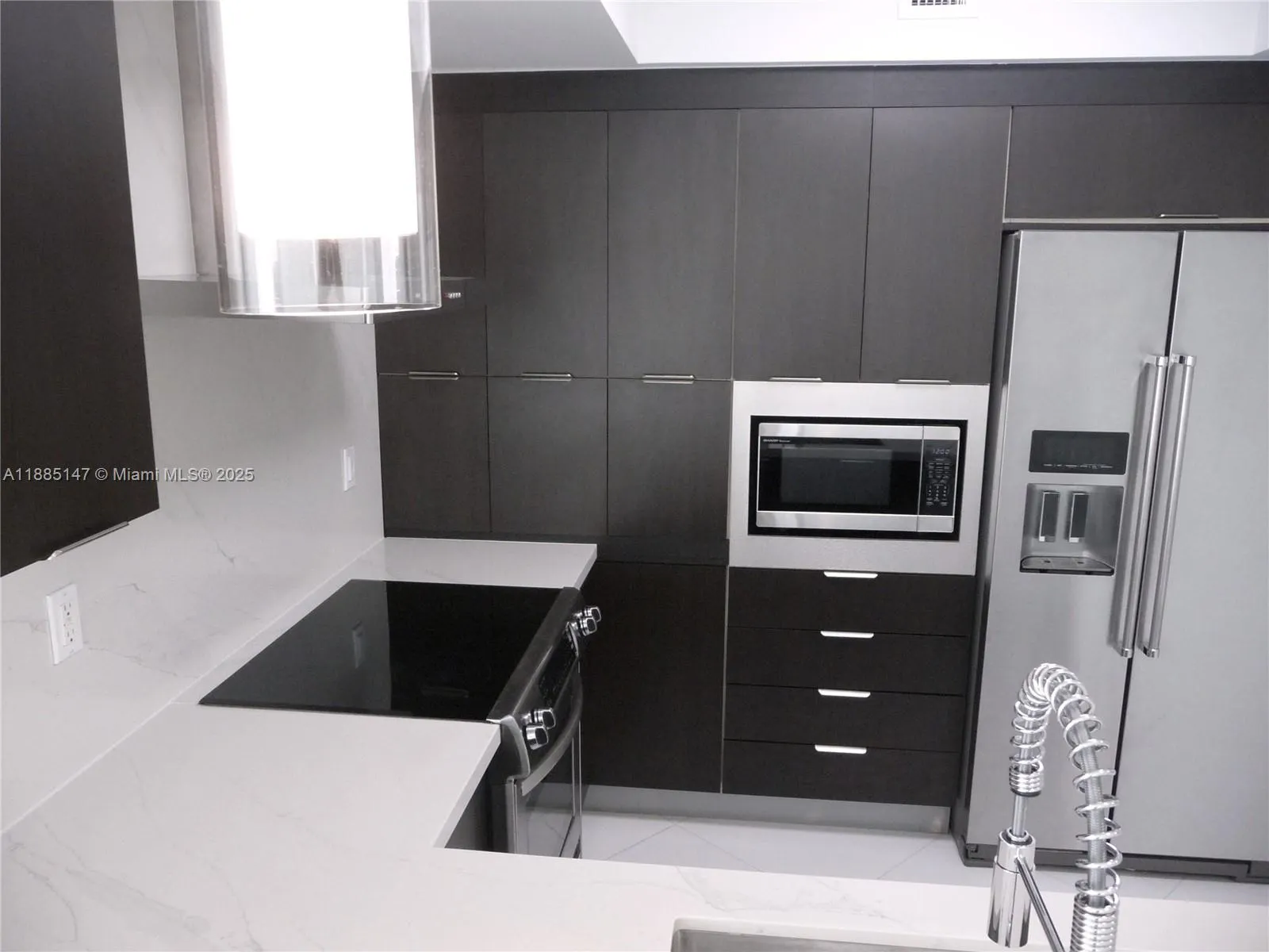 250 Sunny Isles Blvd, #3-705