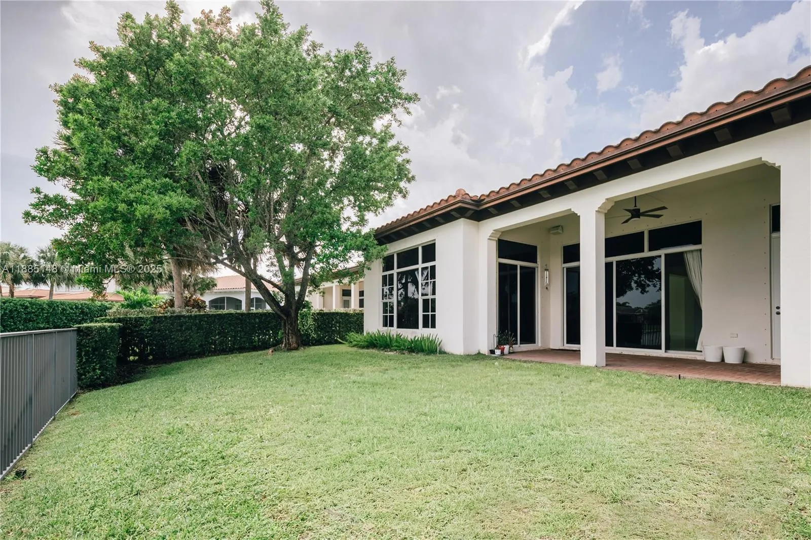 8239 NW 124th Ter