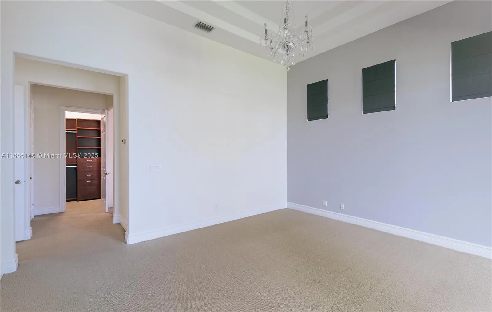 8239 NW 124th Ter