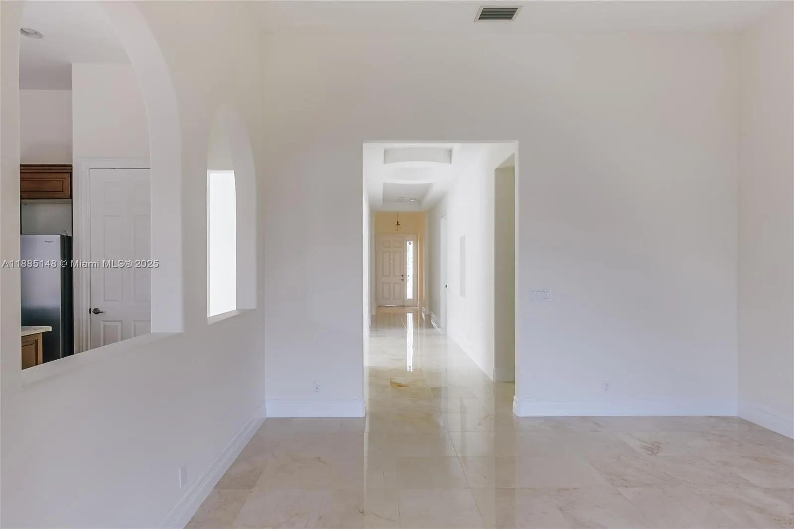 8239 NW 124th Ter