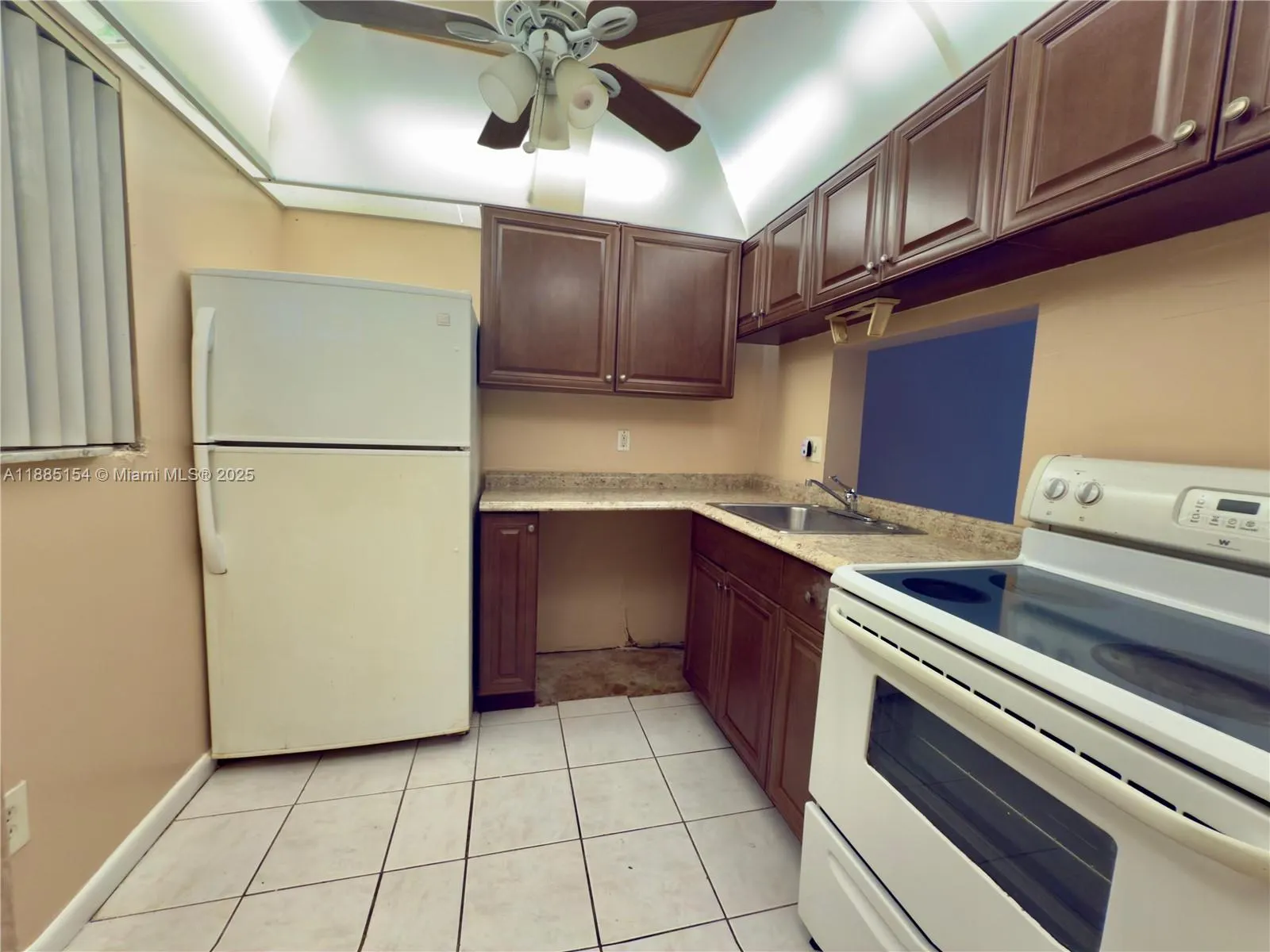2800 NW 56th Ave, #E104