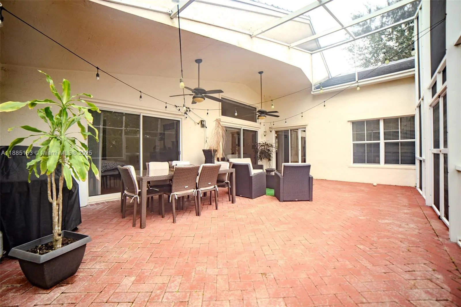 667 Carrington Ln