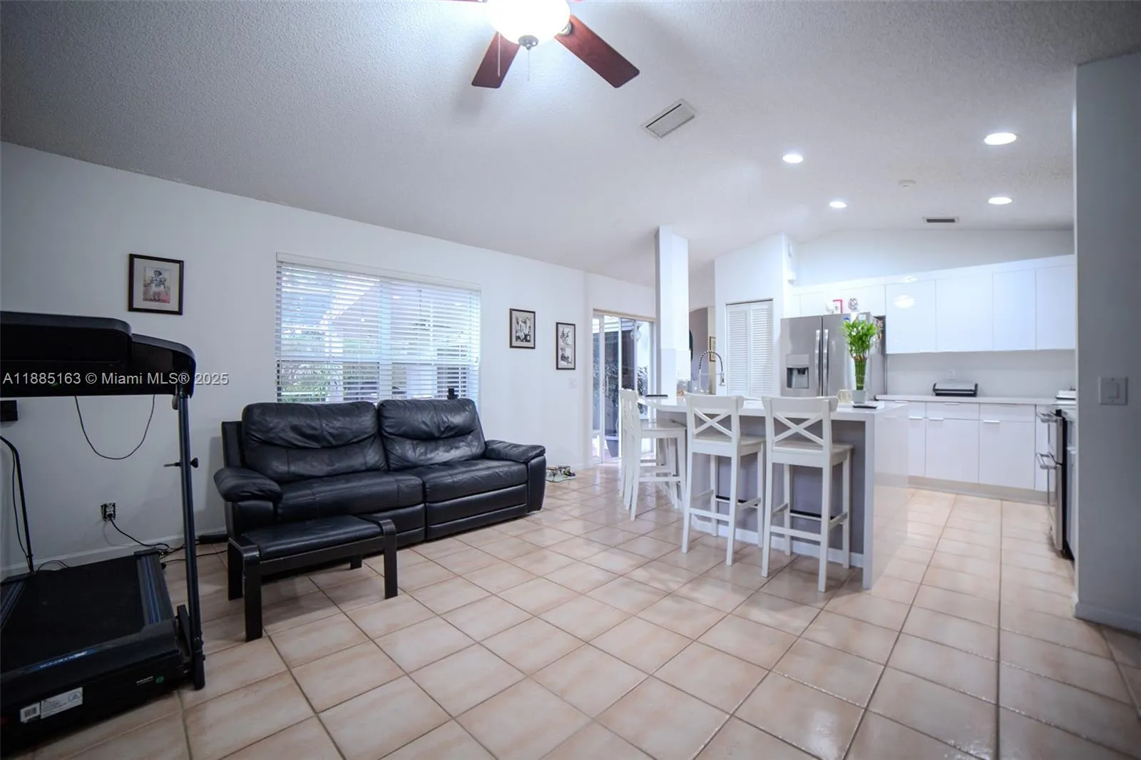 667 Carrington Ln