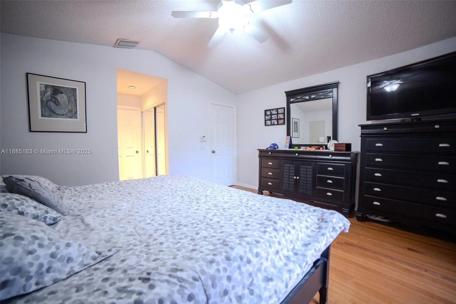 667 Carrington Ln