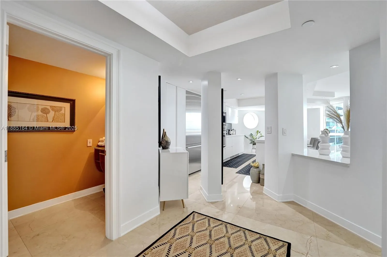 20185 E Country Club Dr, #2304