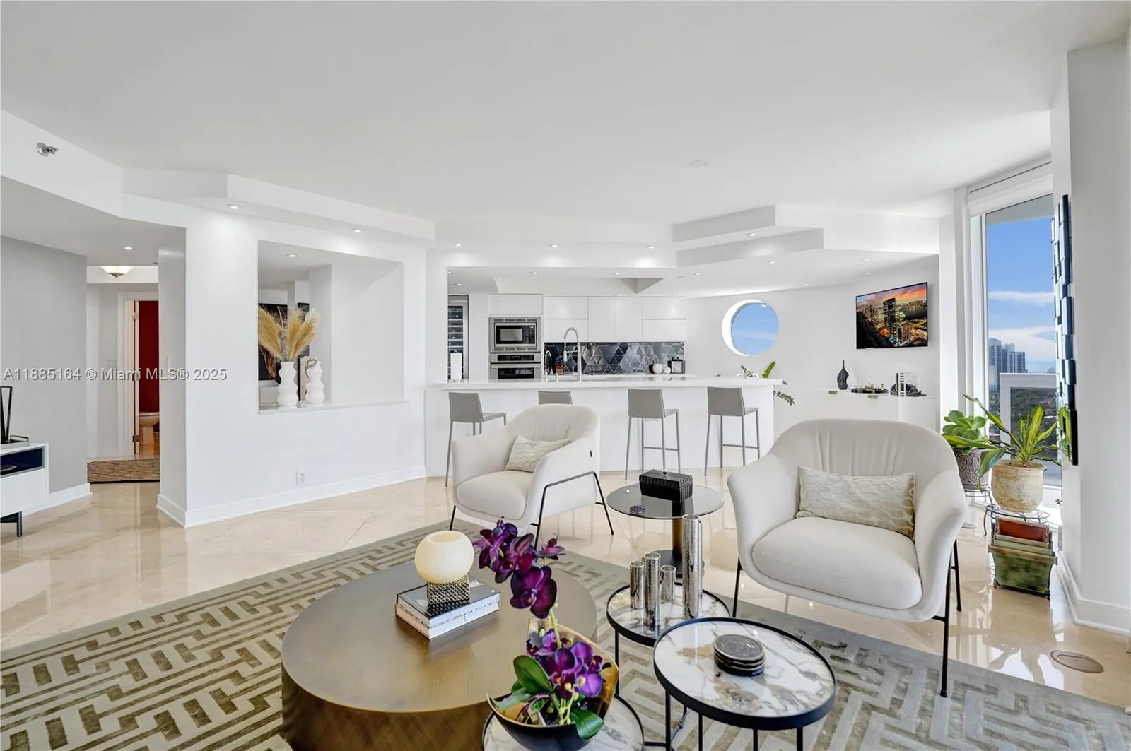 20185 E Country Club Dr, #2304