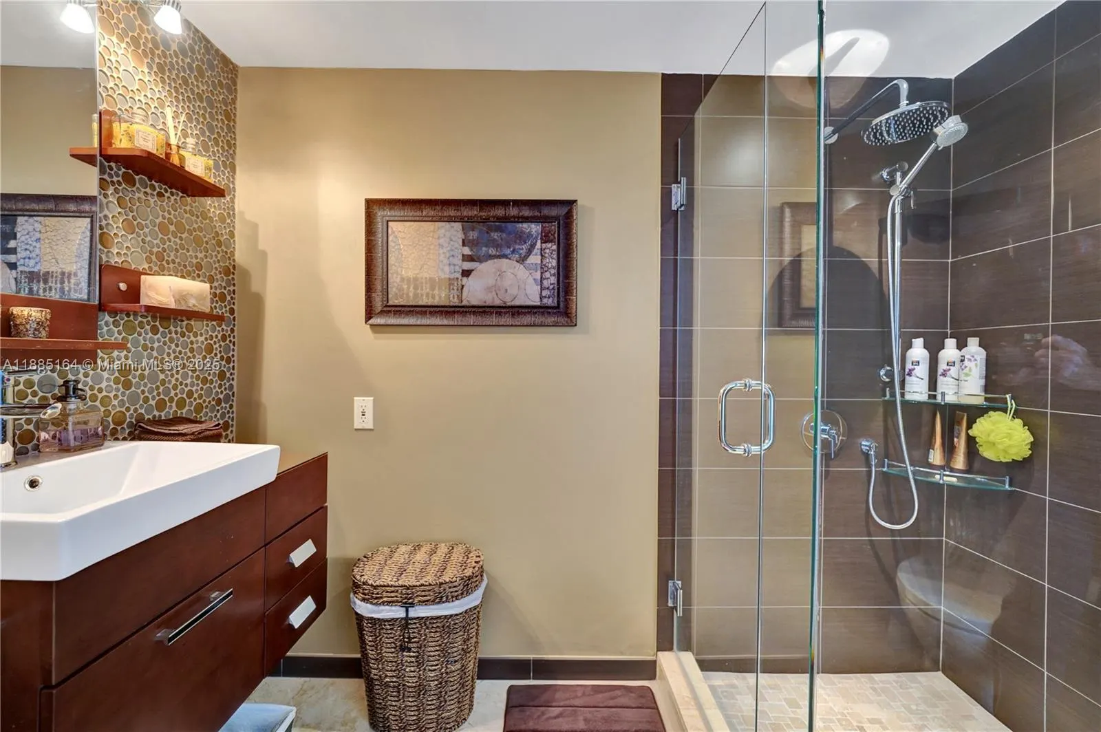 20185 E Country Club Dr, #2304