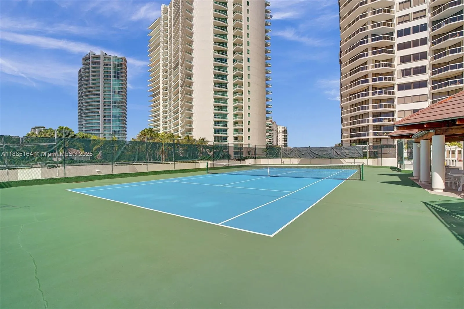 20185 E Country Club Dr, #2304