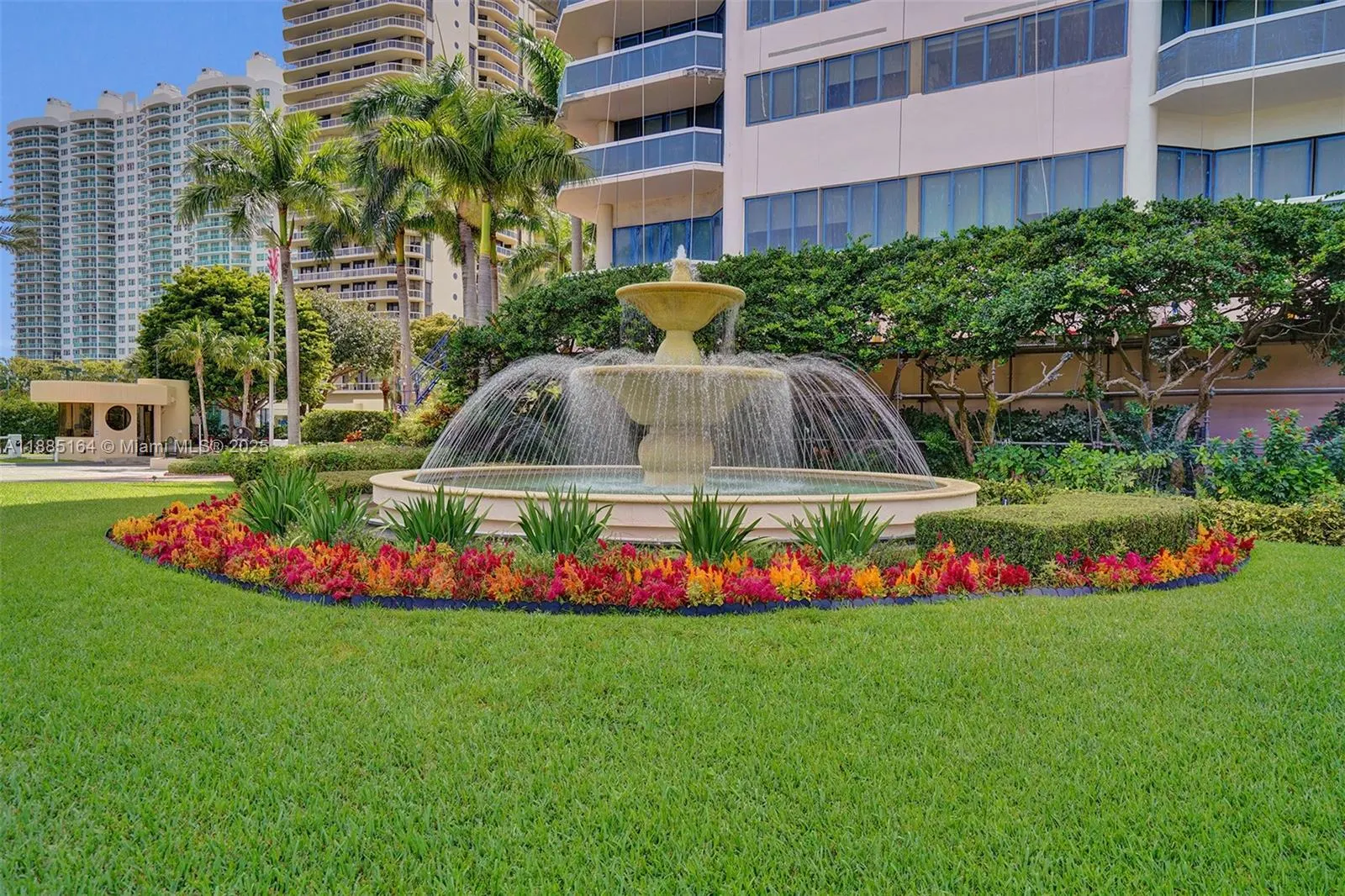 20185 E Country Club Dr, #2304