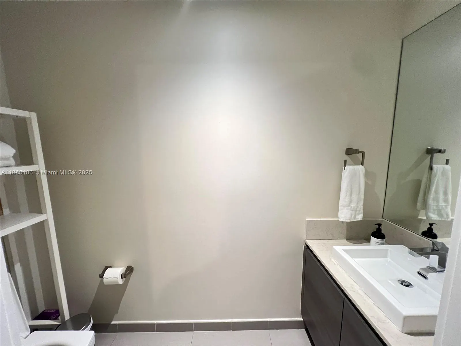 1080 Brickell Ave, #2206