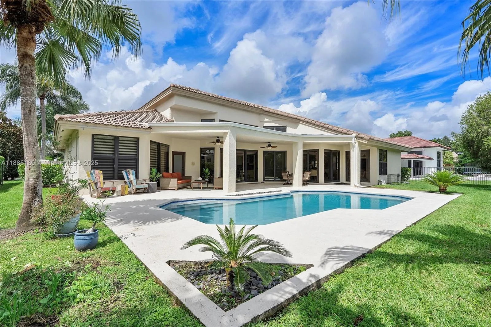 430 Alexandra Cir