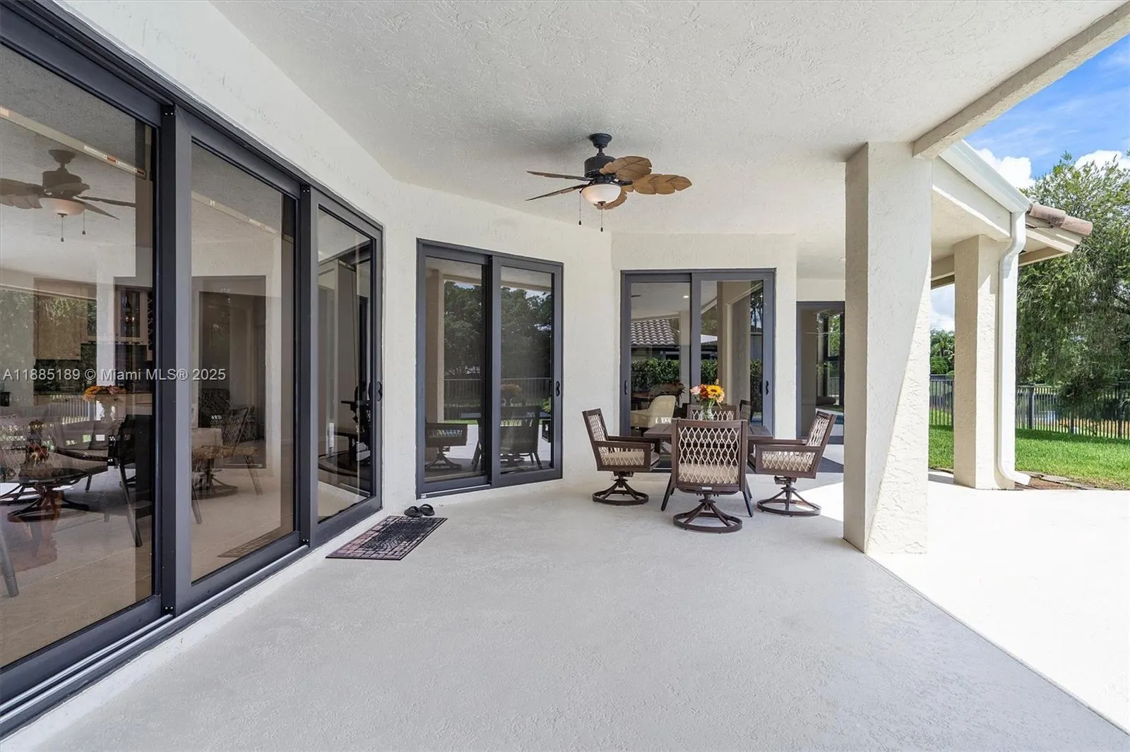430 Alexandra Cir