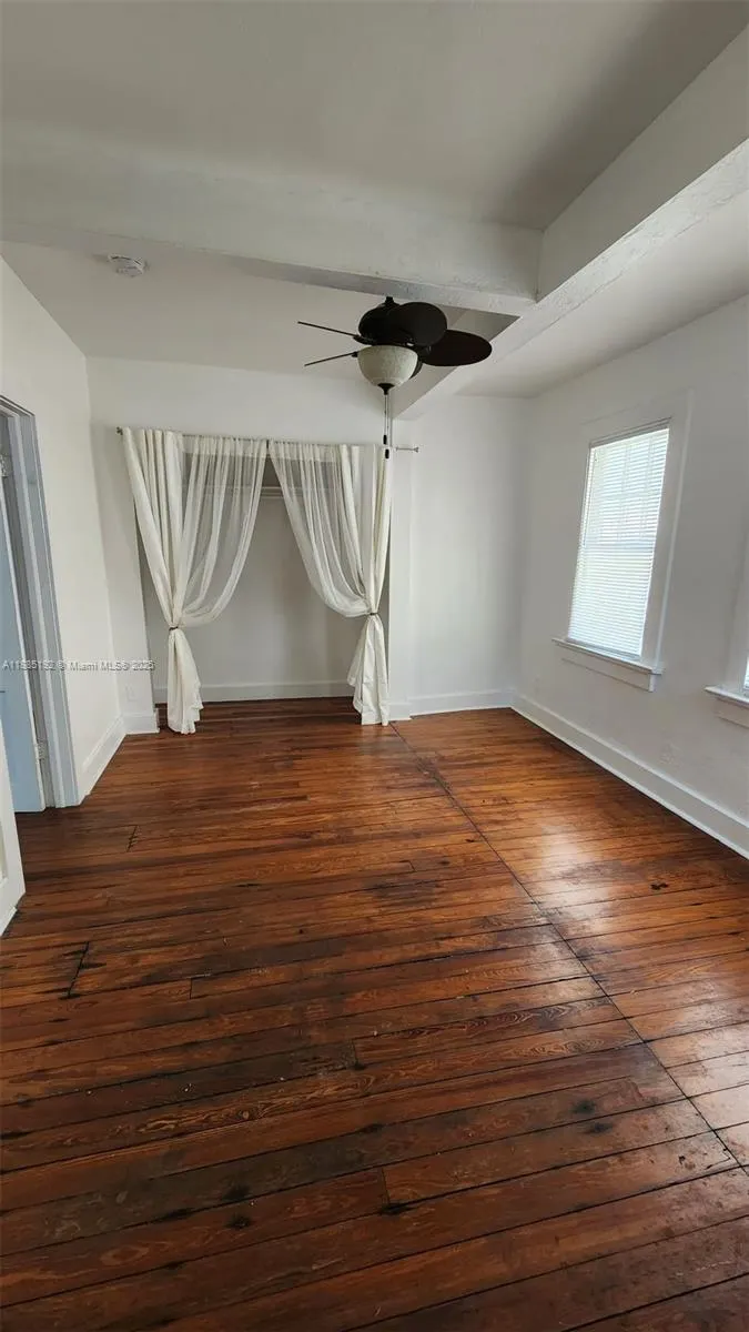 315 Eucalyptus St, #6