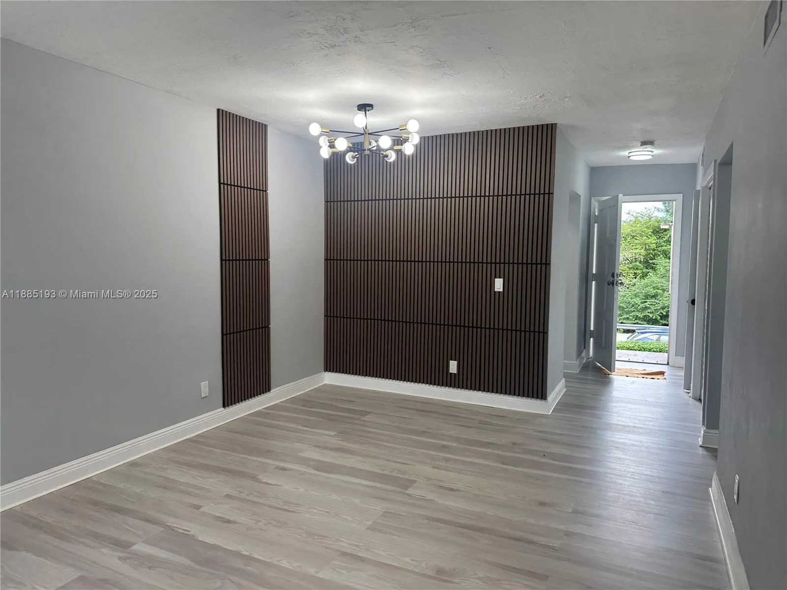 13984 NE 2nd Ct, #3-2-3