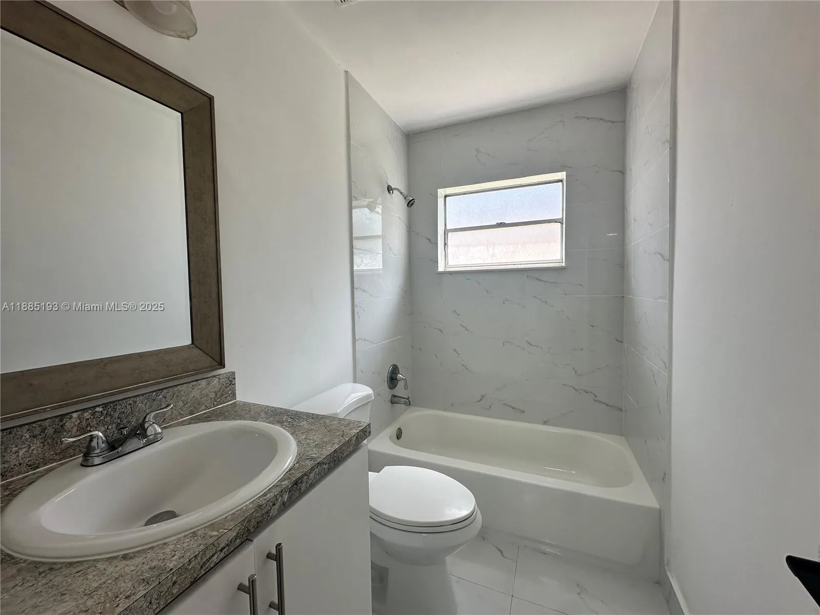 13984 NE 2nd Ct, #3-2-3
