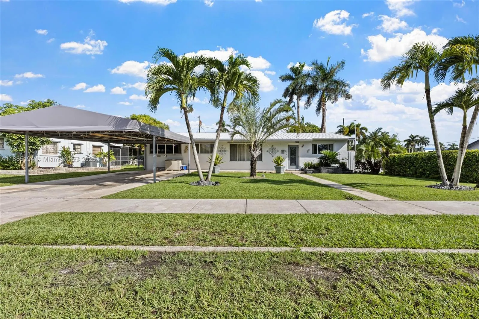 53 NW 19th St