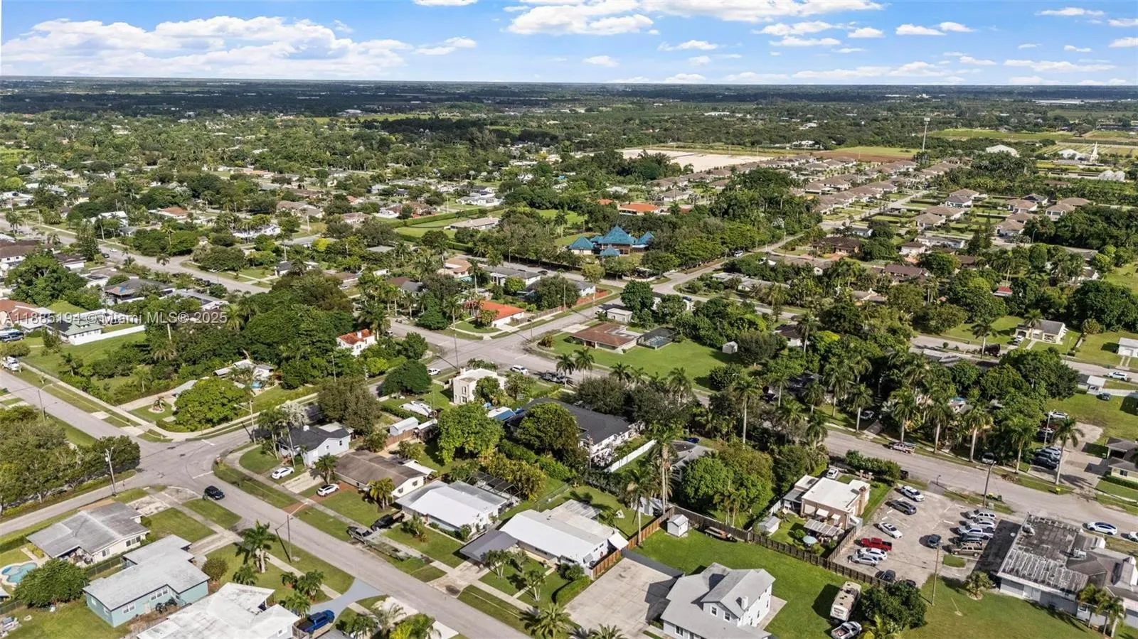 53 NW 19th St