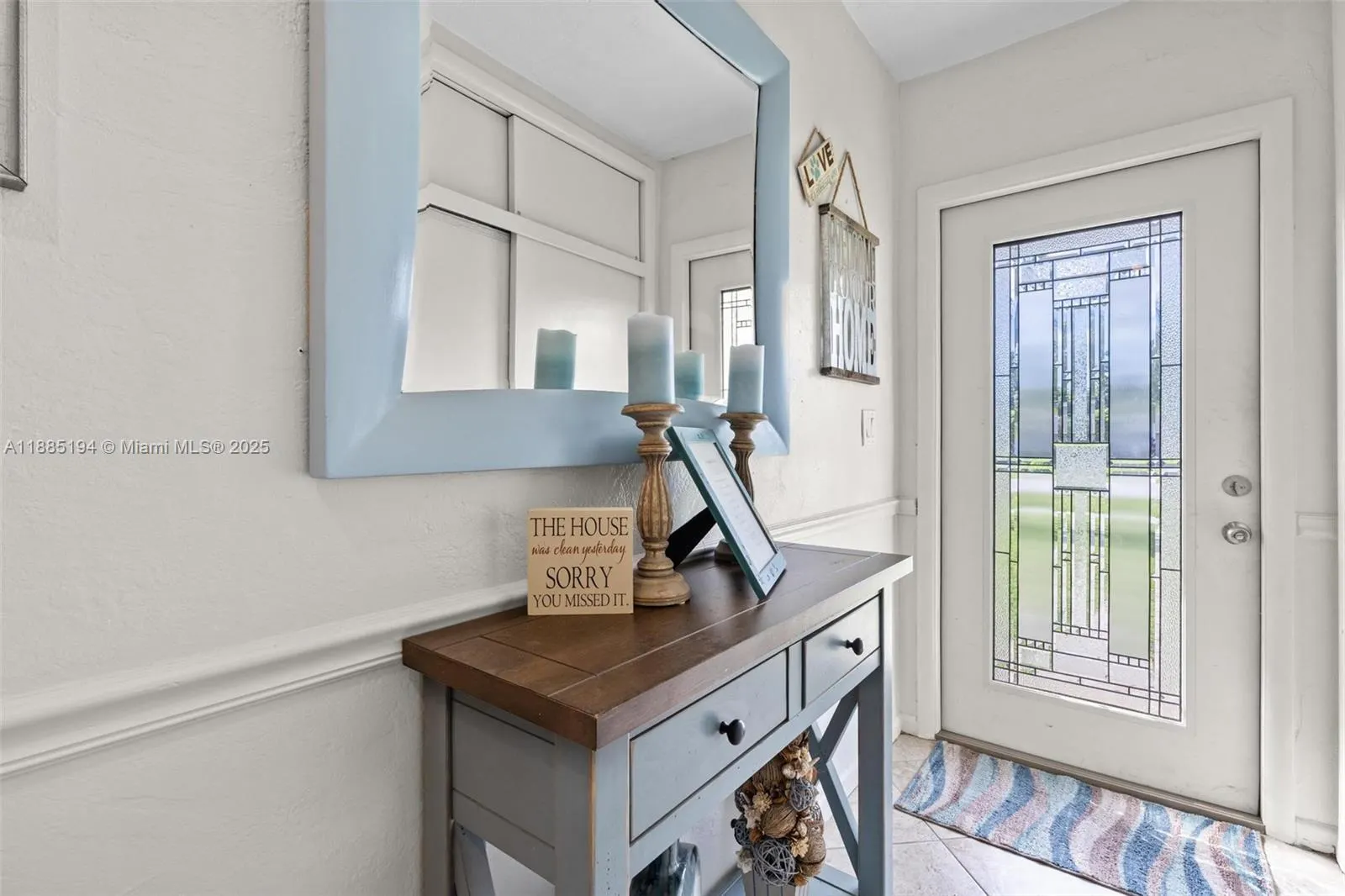 53 NW 19th St