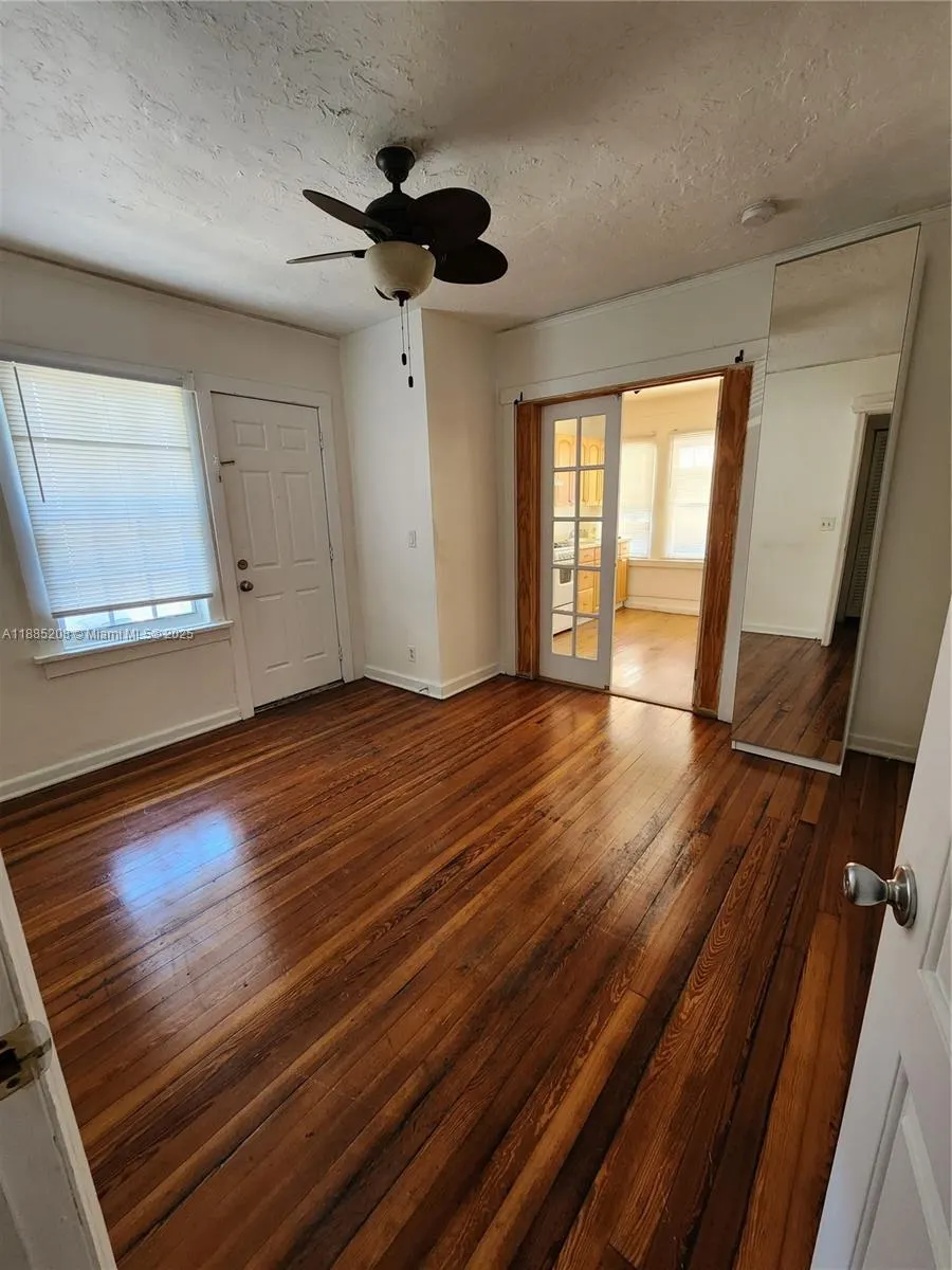315 Eucalyptus St, #2