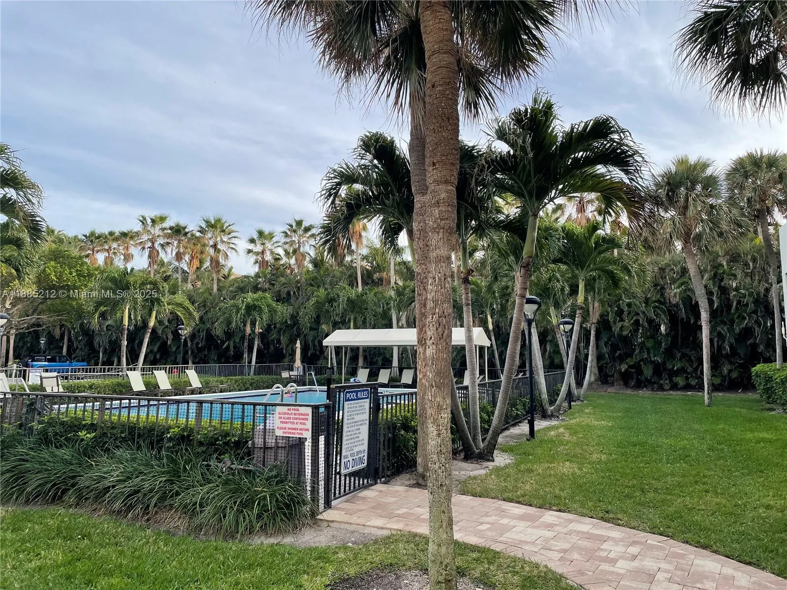 3912 S Ocean Blvd, #1001