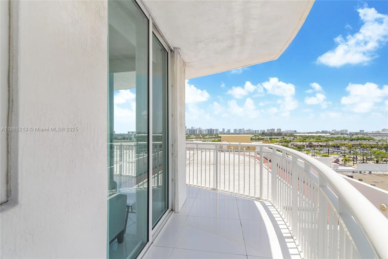 1745 E Hallandale Beach Blvd, #807W