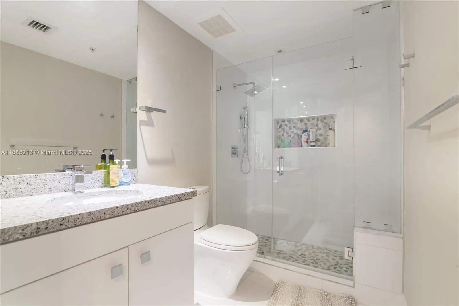 1745 E Hallandale Beach Blvd, #807W