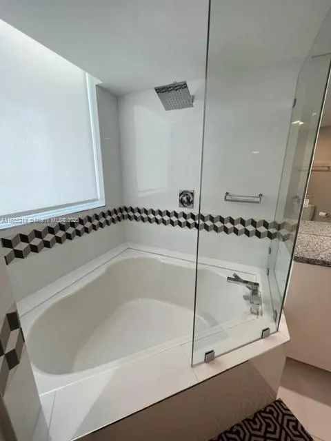 1745 E Hallandale Beach Blvd, #807W