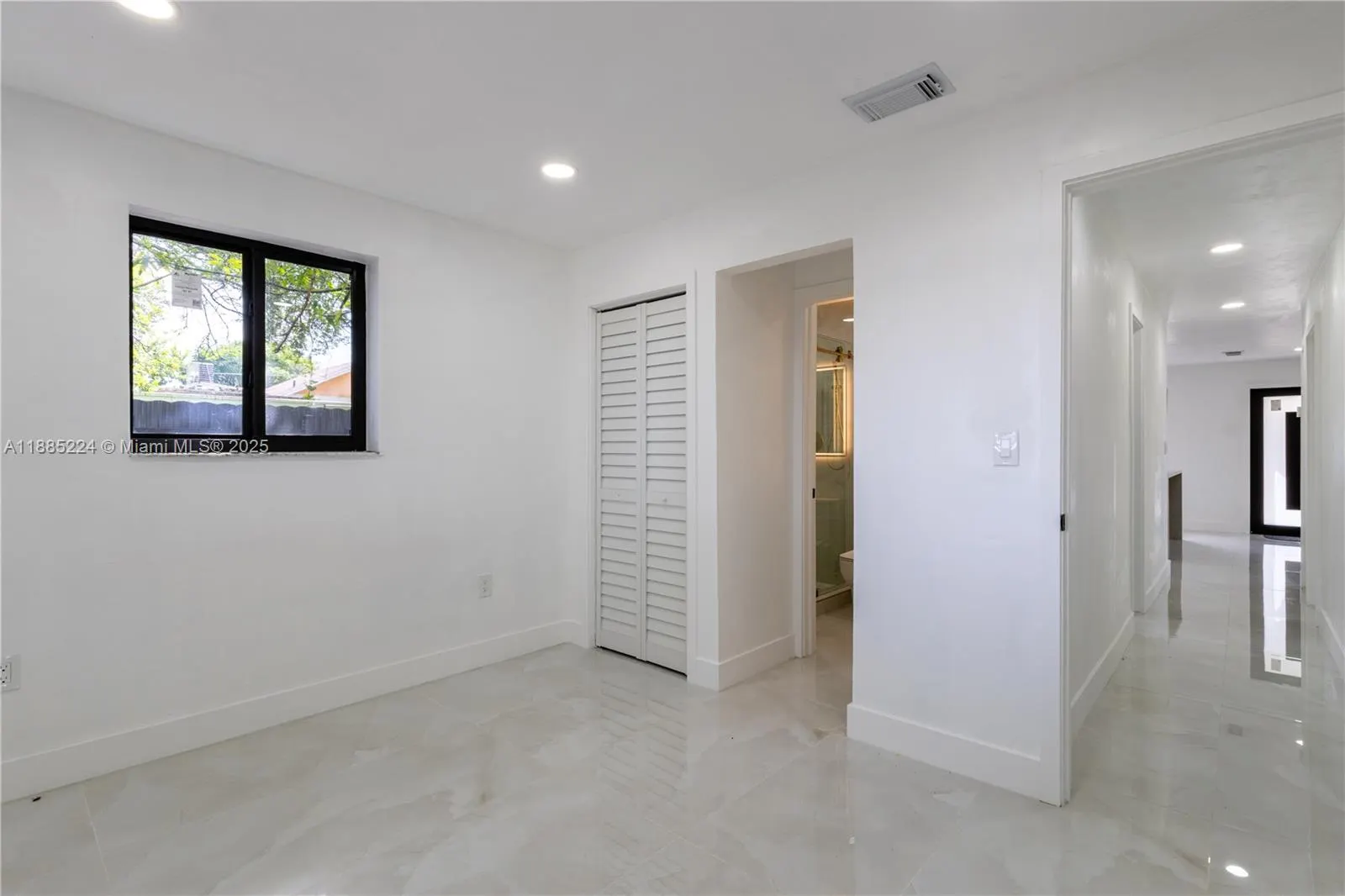 1781 NW 94th St