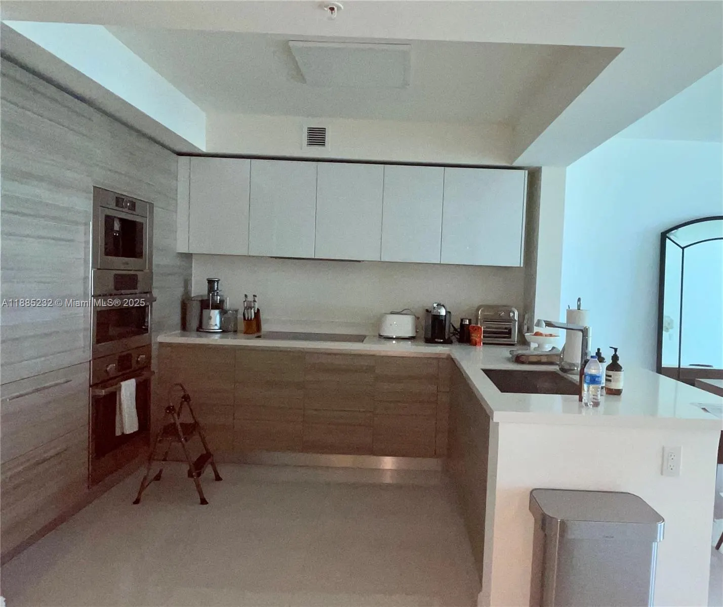 300 Sunny Isles Blvd, #4-1104