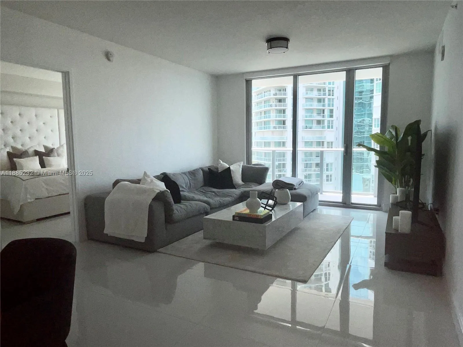 300 Sunny Isles Blvd, #4-1104
