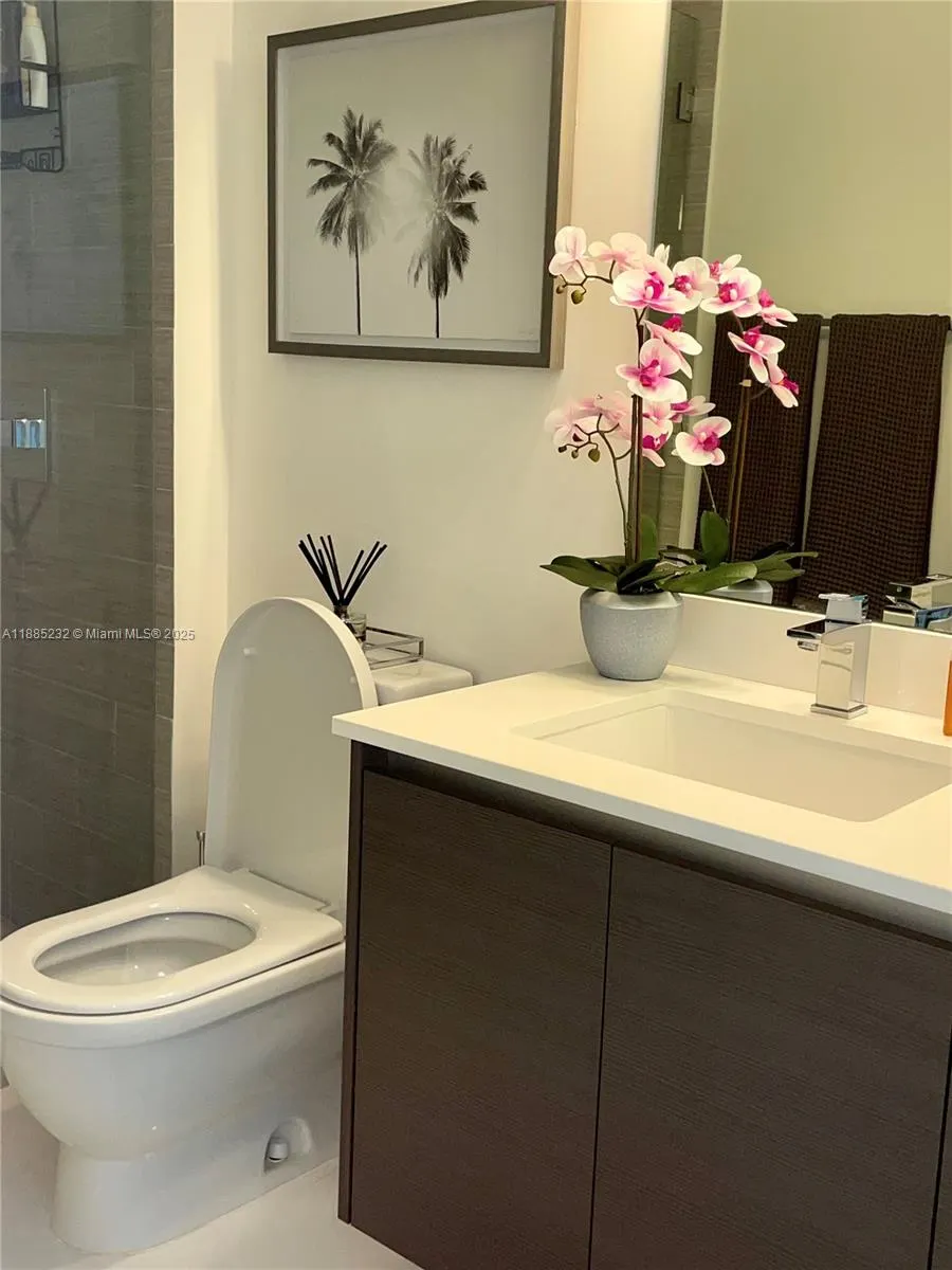 300 Sunny Isles Blvd, #4-1104