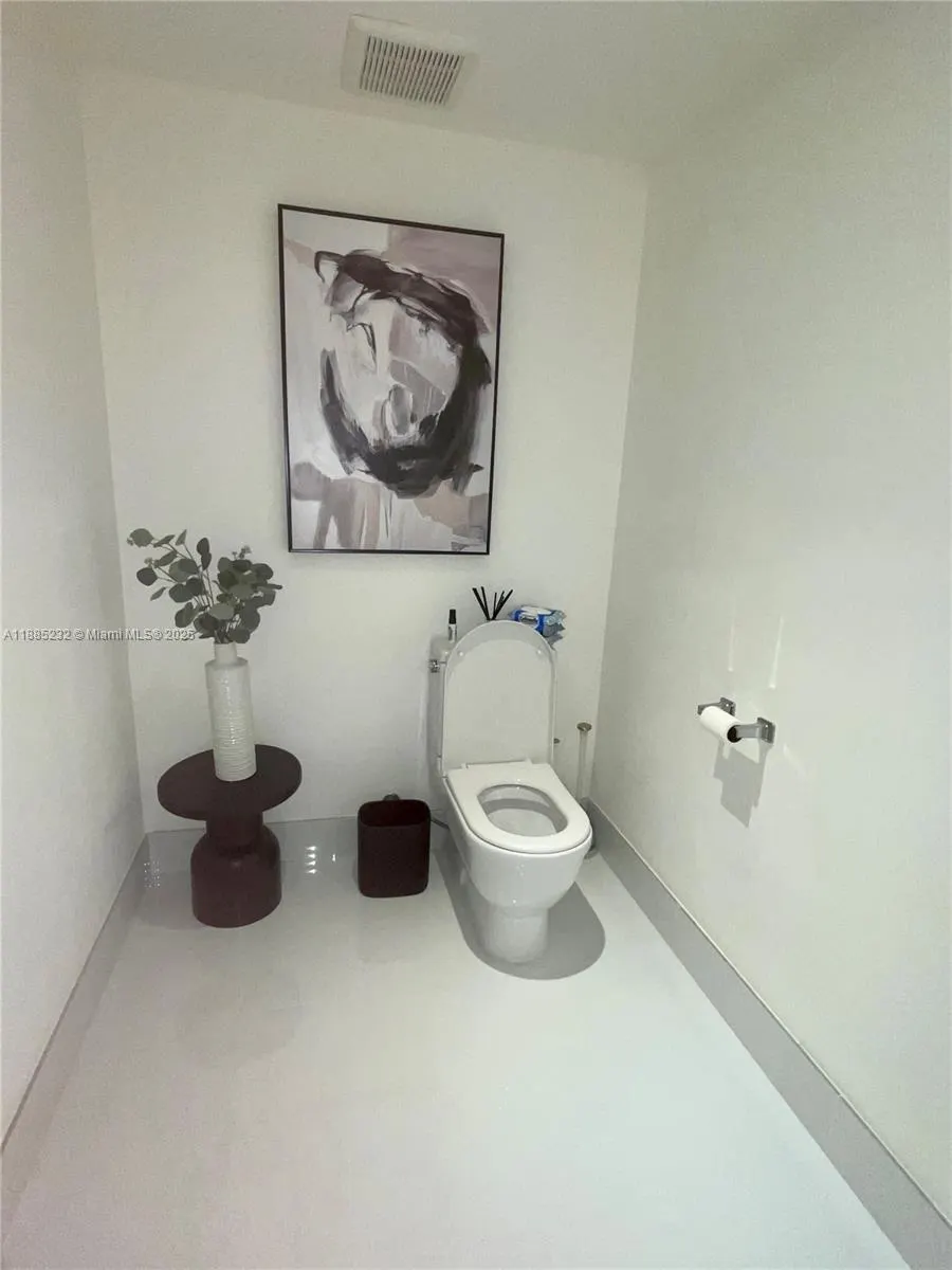 300 Sunny Isles Blvd, #4-1104