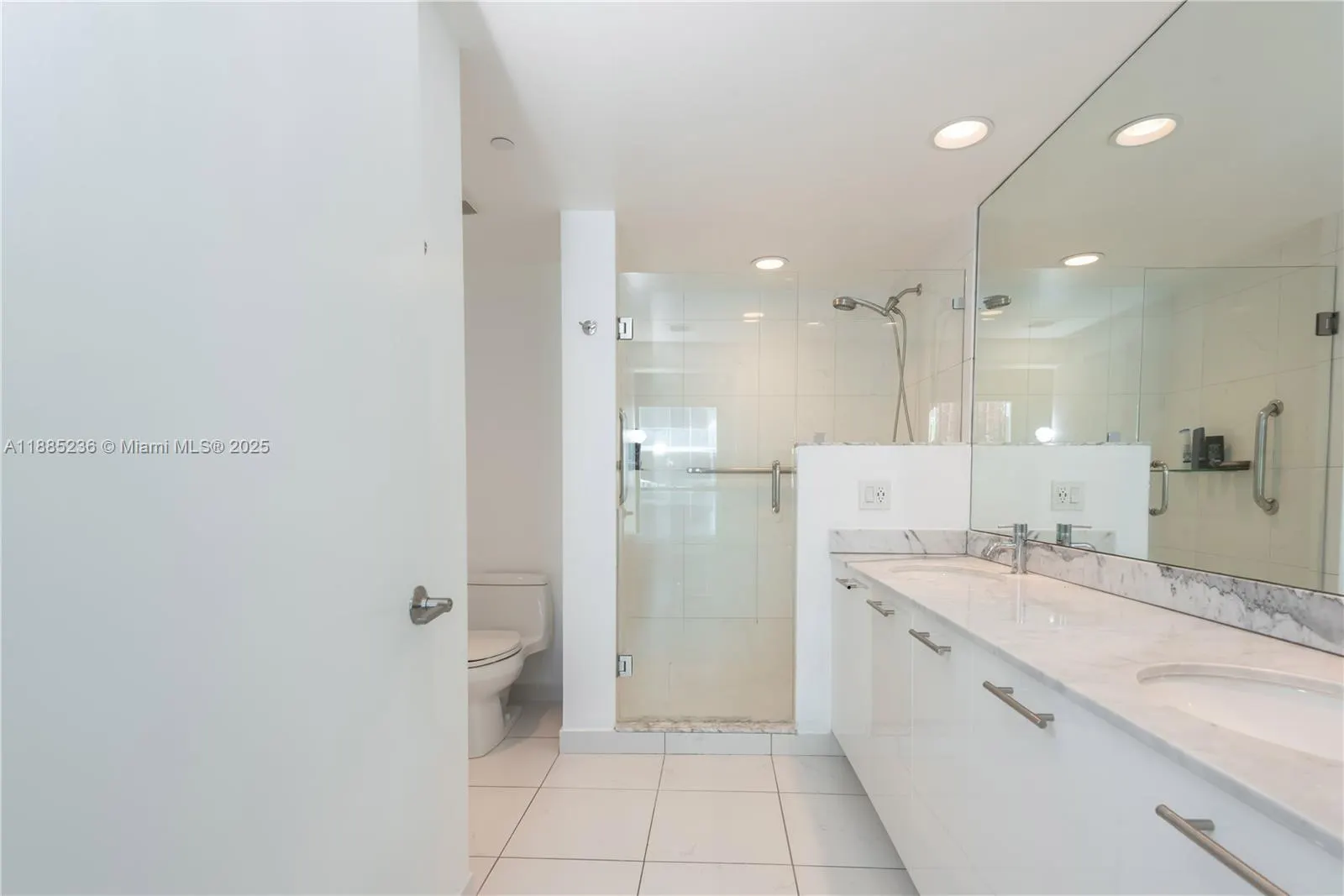 55 SE 6th St, #3403