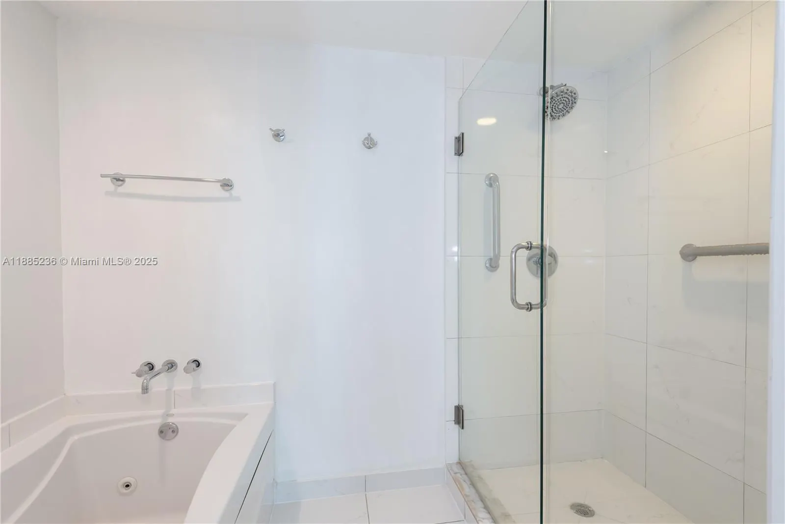 55 SE 6th St, #3403
