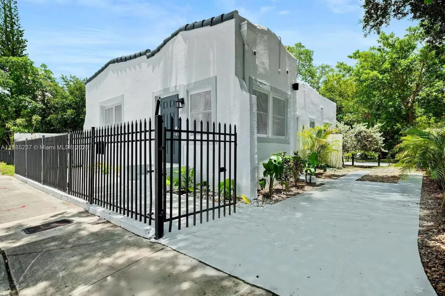 4711 N Miami Ave