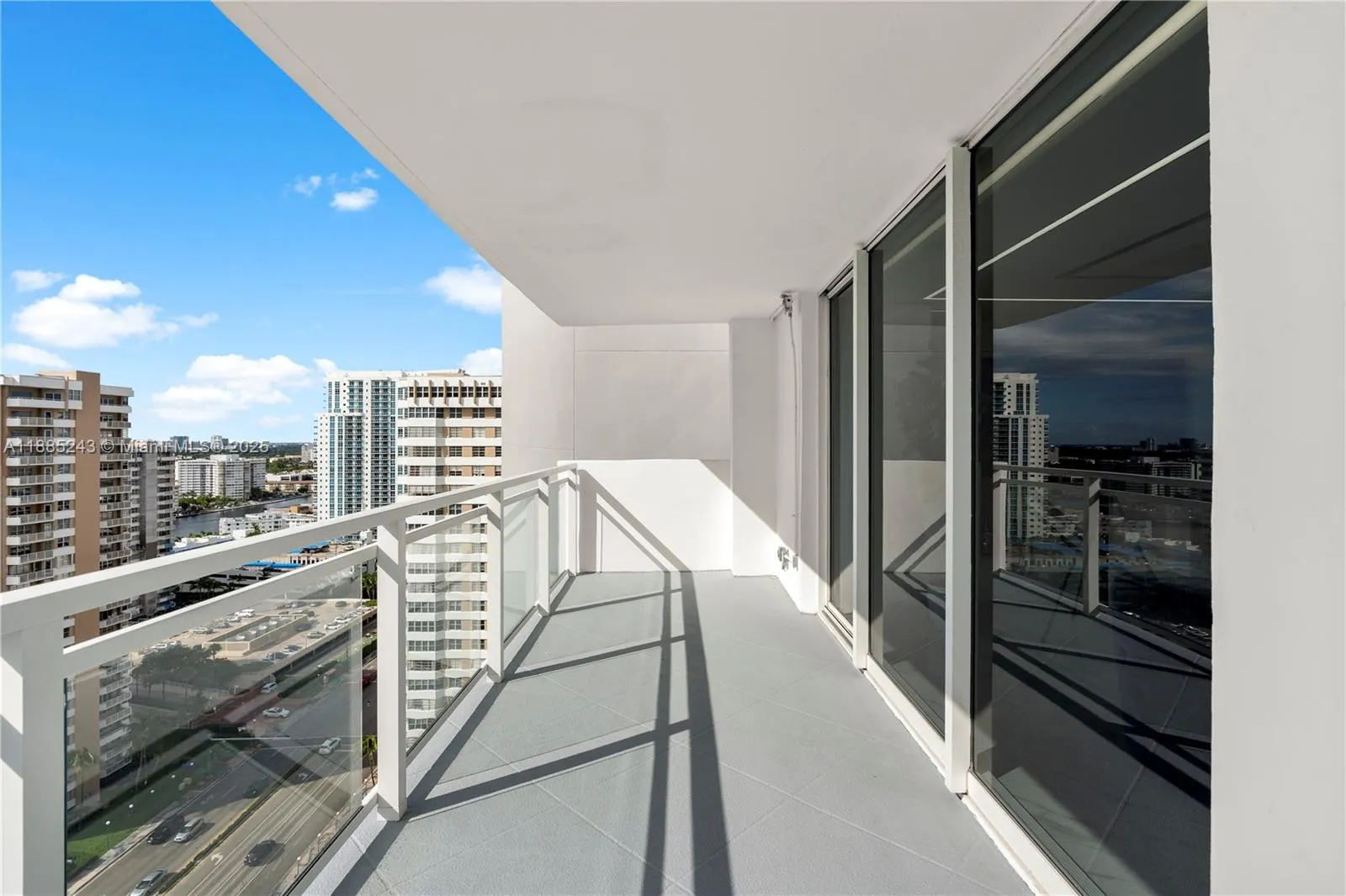2030 S Ocean Drive, #2127