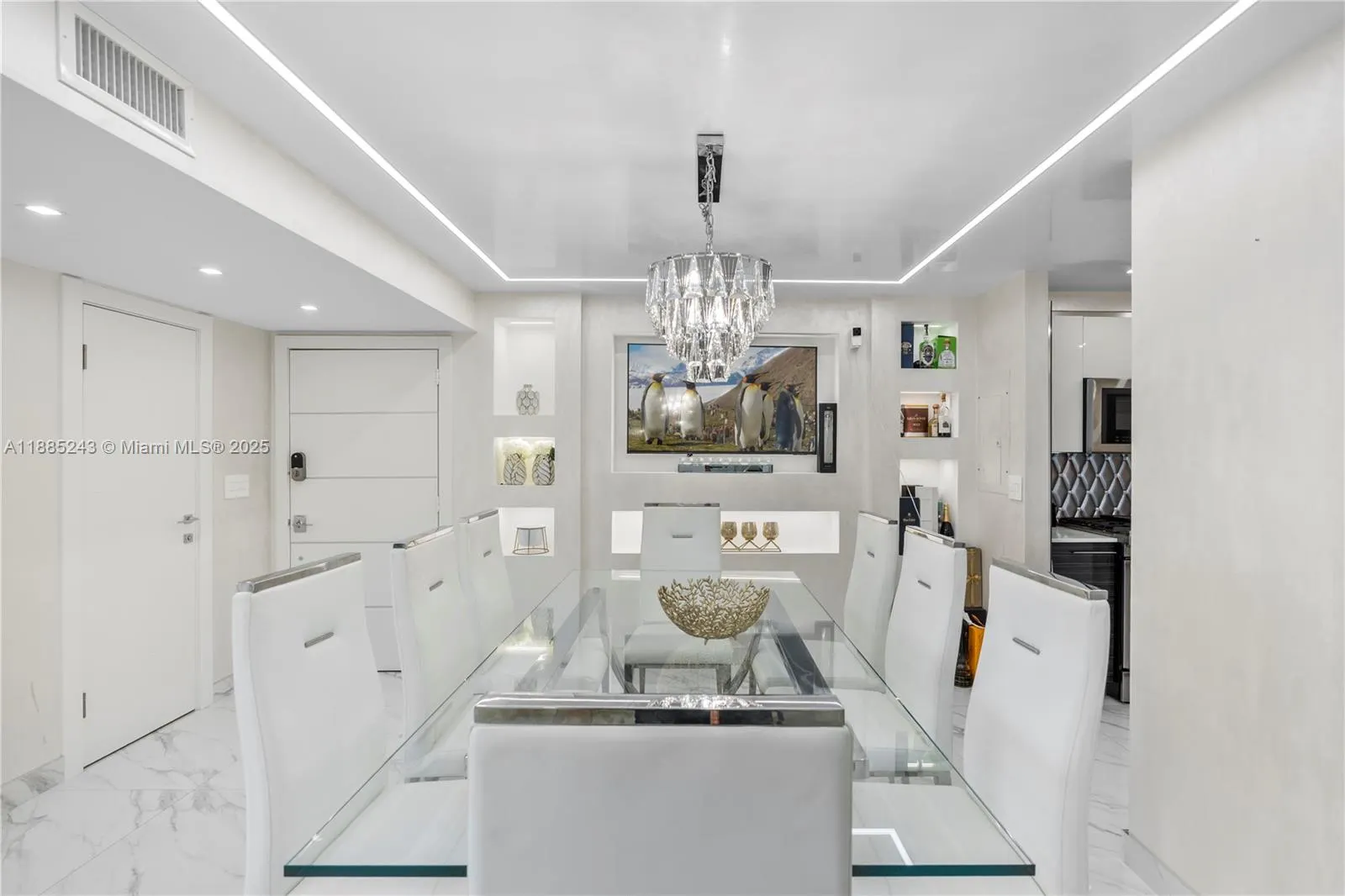 2030 S Ocean Drive, #2127
