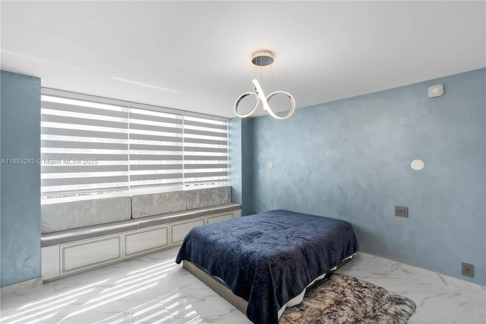 2030 S Ocean Drive, #2127