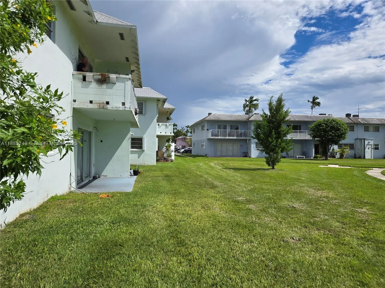 7660 SW 82nd St, #H107