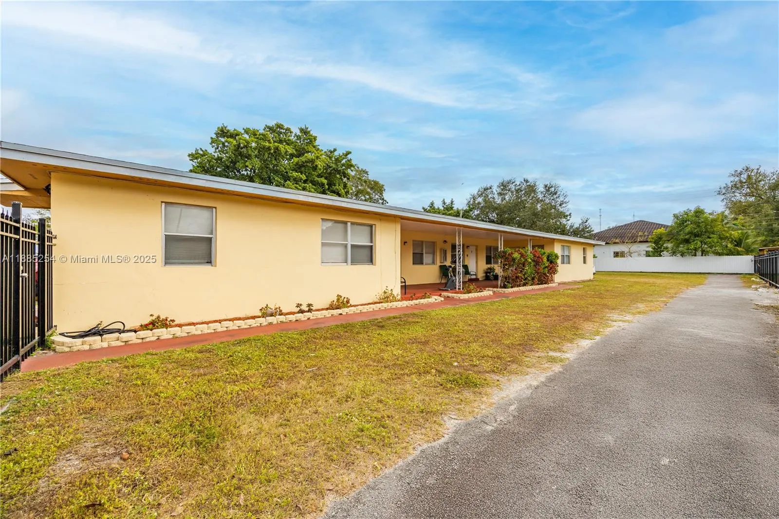 6318 SW 25th St, #3