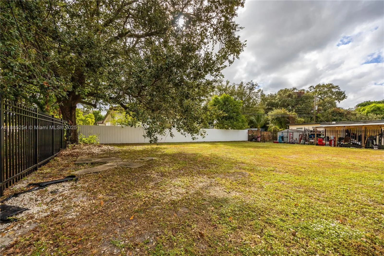 6318 SW 25th St, #3