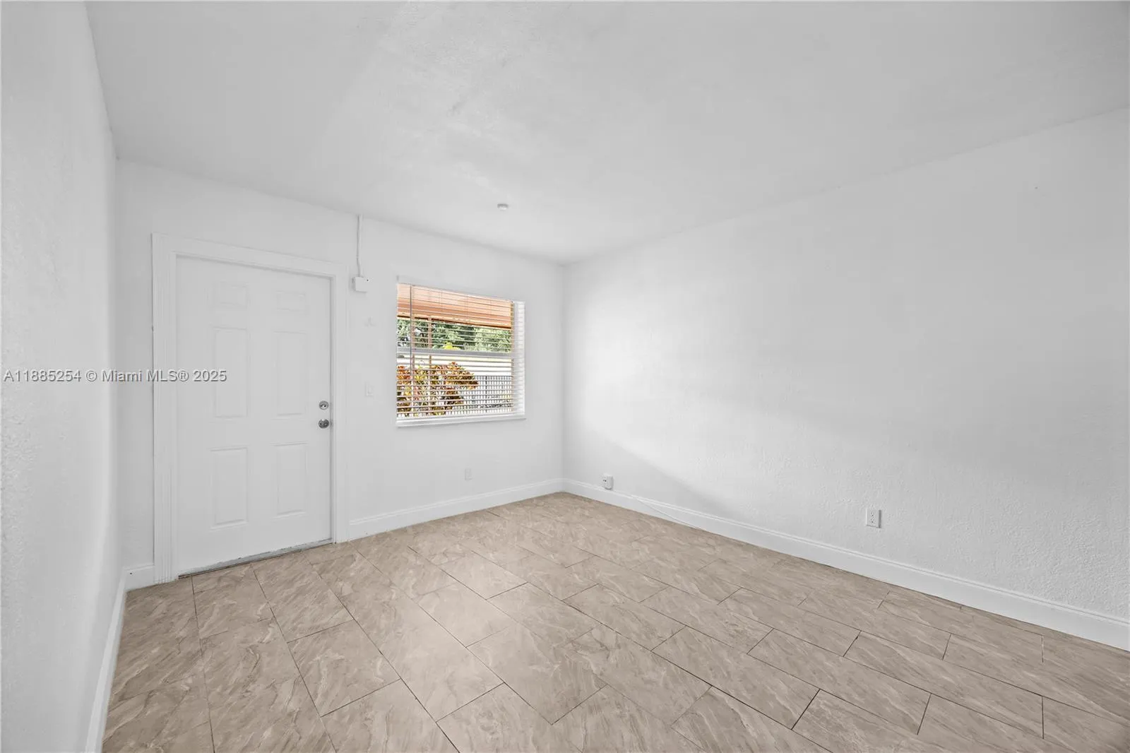 6318 SW 25th St, #3