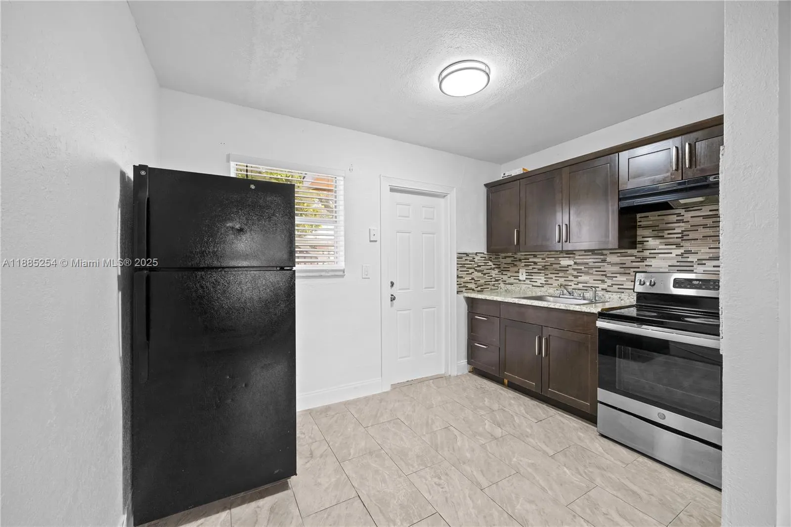 6318 SW 25th St, #3