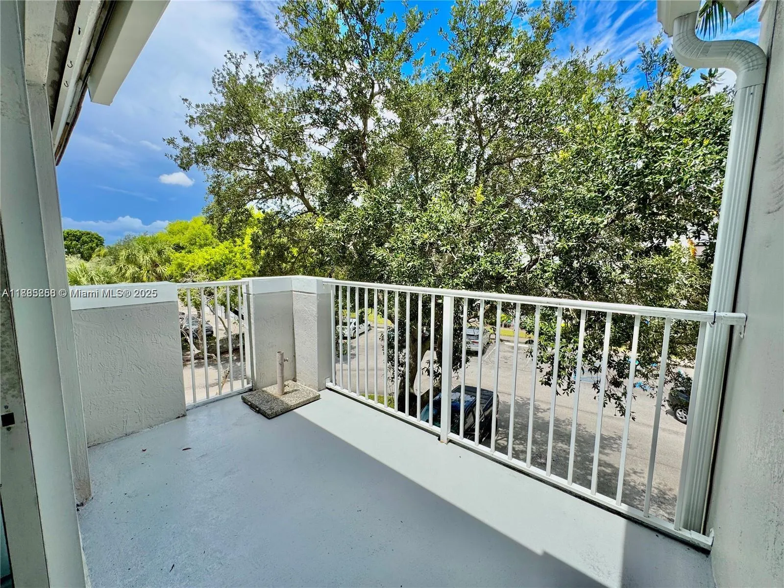 677 SW 111th Ave, #303
