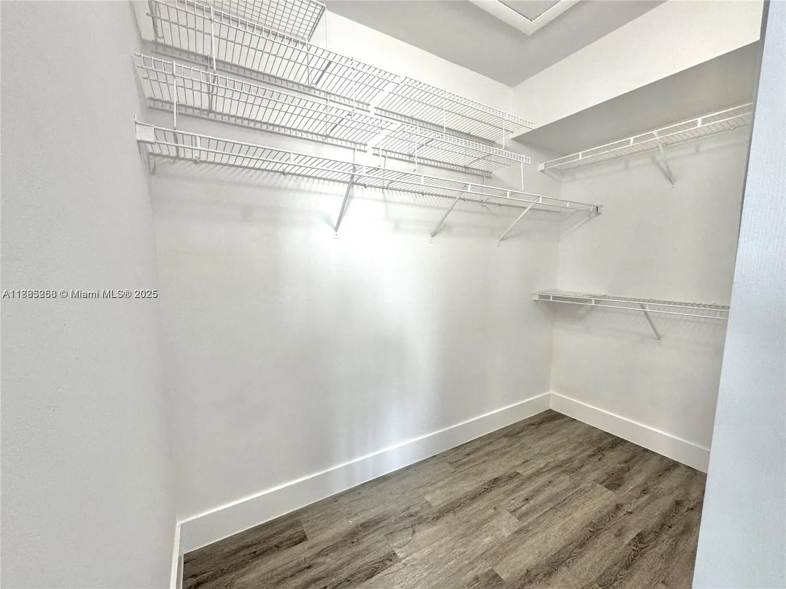 677 SW 111th Ave, #303