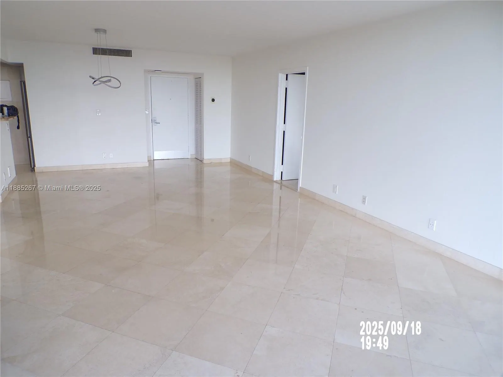 780 NE 69th St, #1708