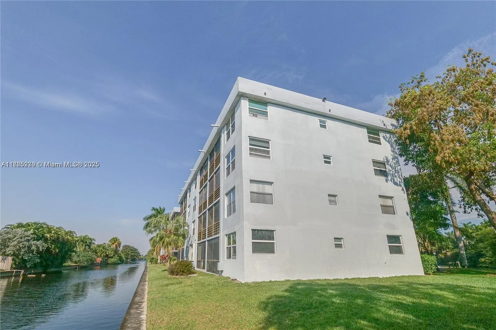 109 Royal Park Dr, #4F