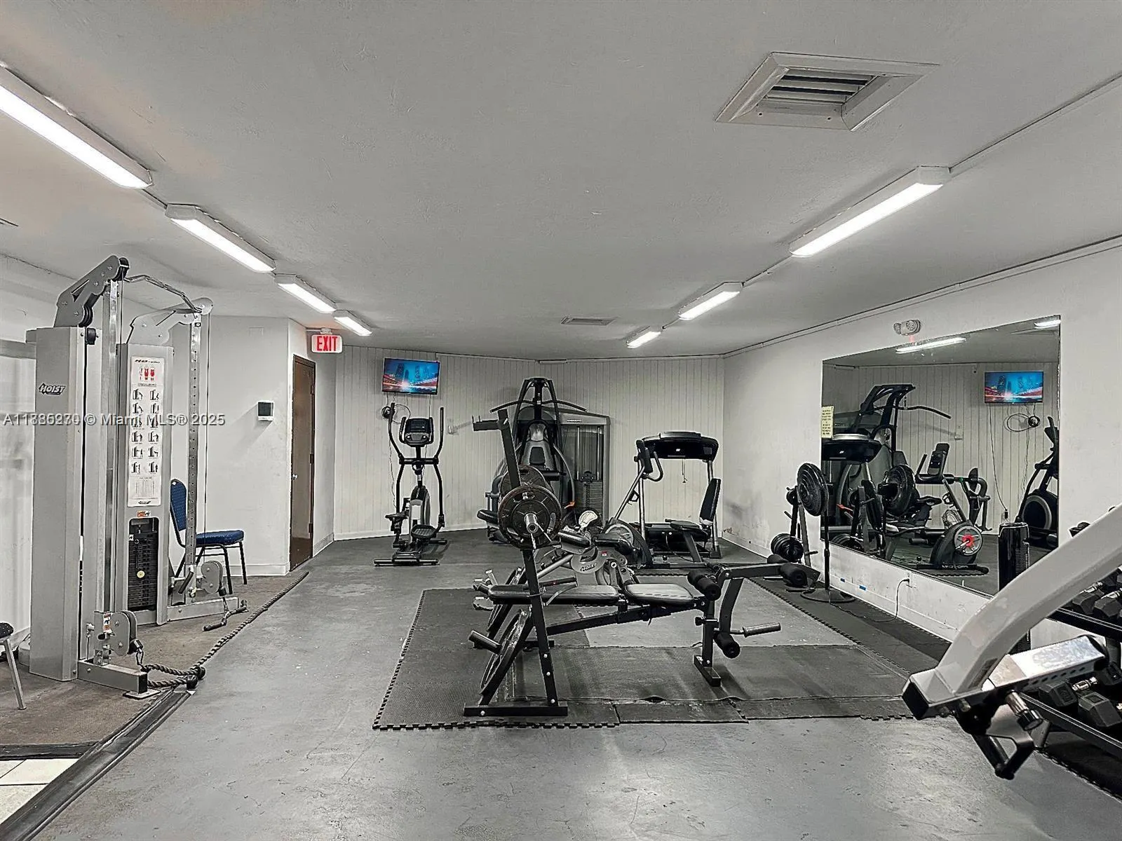109 Royal Park Dr, #4F