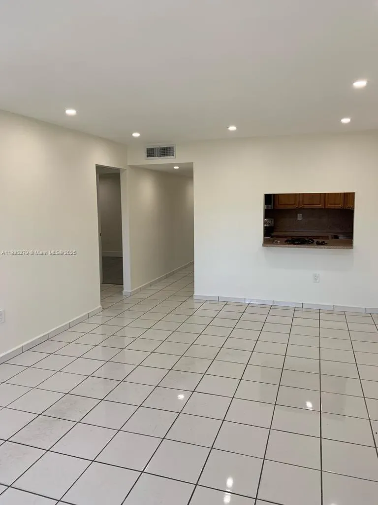 1555 W 44th Pl, #234