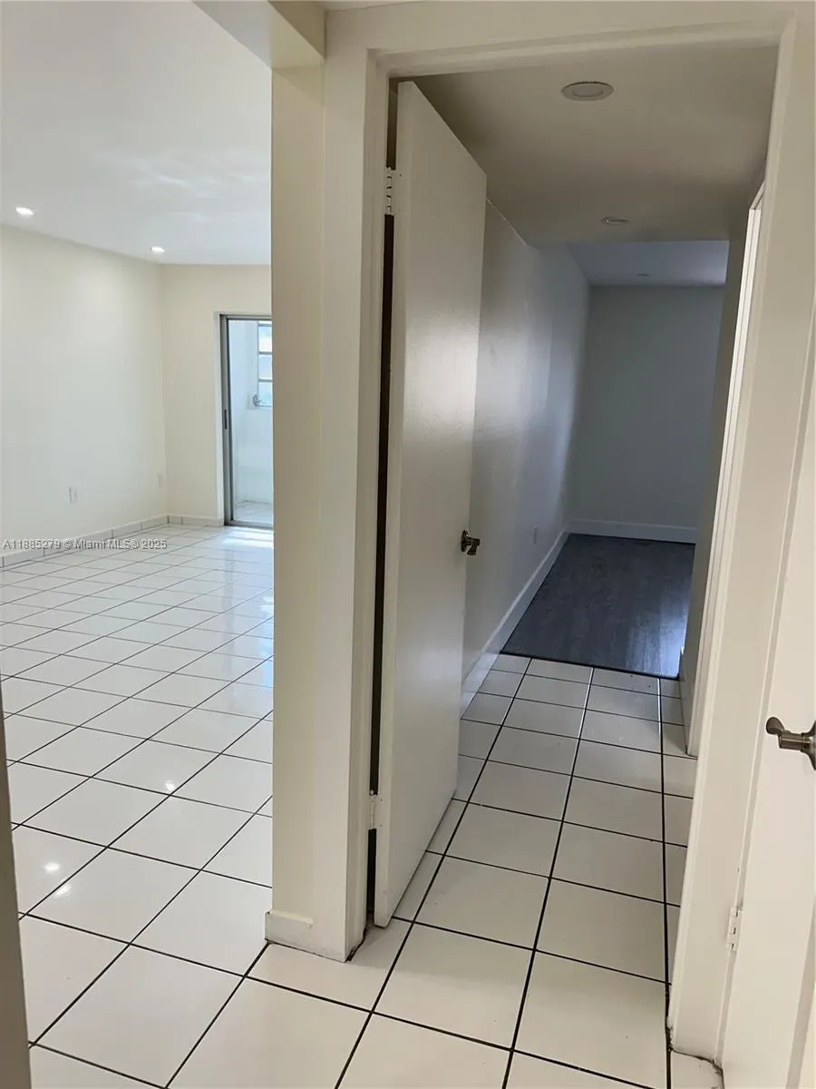 1555 W 44th Pl, #234
